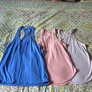 Victoria’s secret high neck tank top bundle